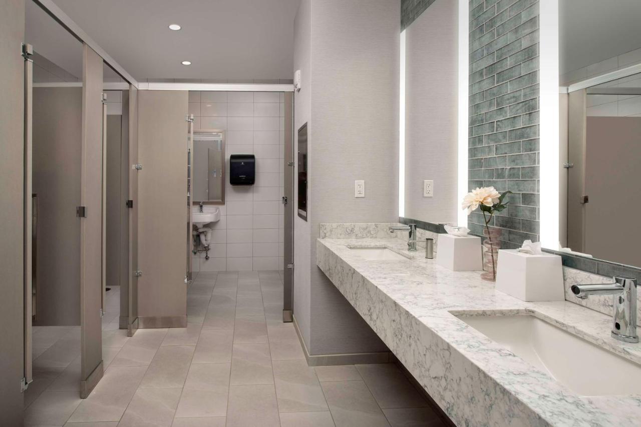 Hilton Garden Inn Pensacola Downtown 外观 照片